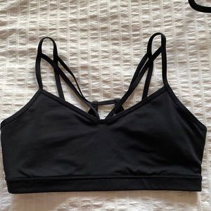 Gap Black Strappy Sports Bra Size S
